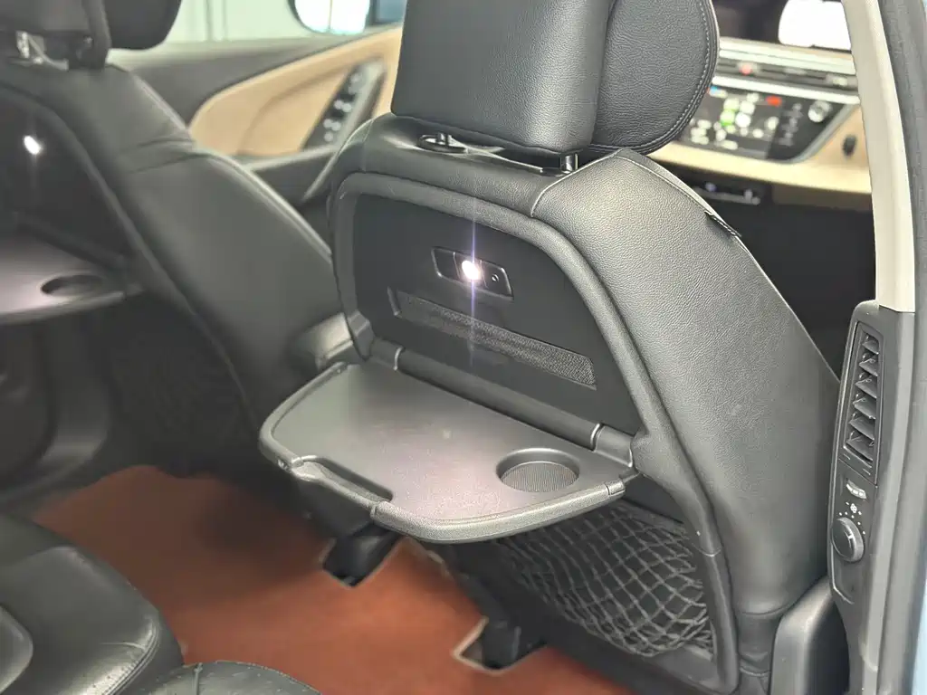 Citroen C4 Picasso 2015 — фото 36