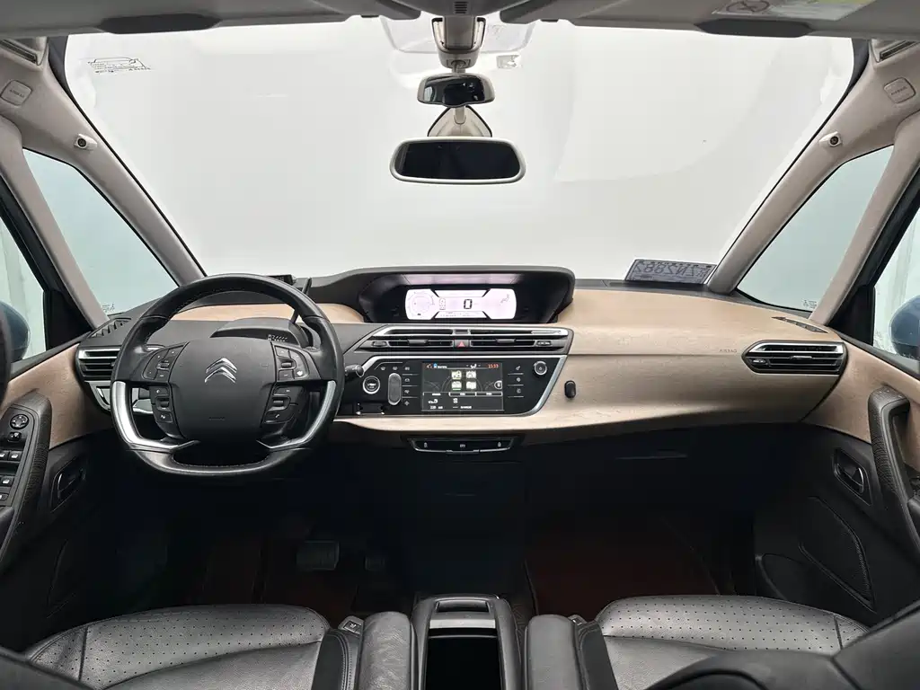 Citroen C4 Picasso 2015 — фото 40