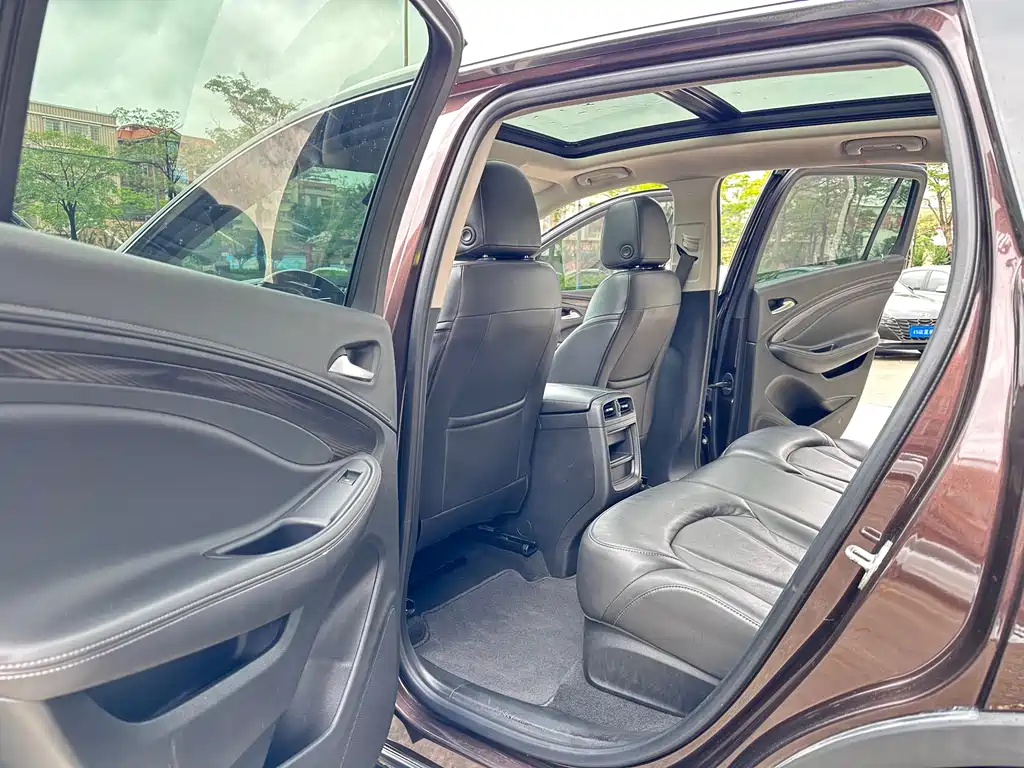 Buick Envision Plus 2020 — фото 9