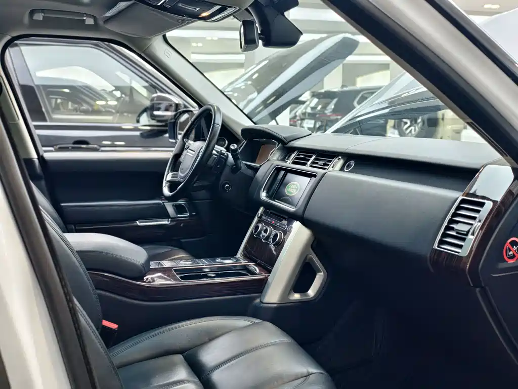 Land Rover Range Rover 2015 — фото 7