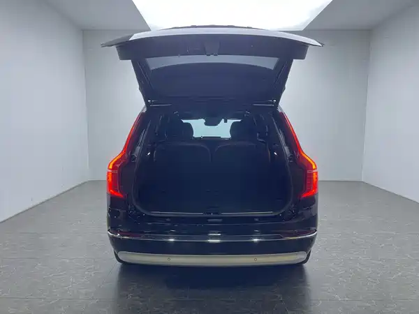 Volvo XC90 2023
