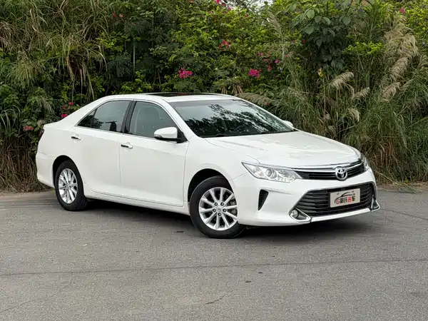 Toyota Camry 2015