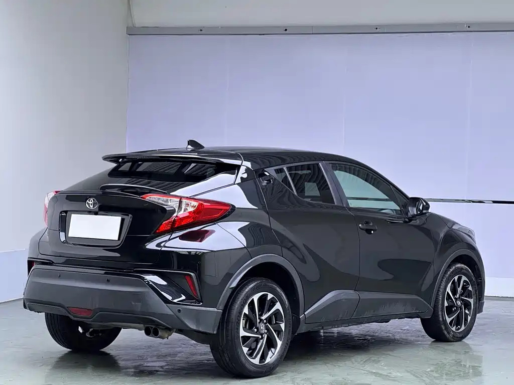 Toyota IZOA 2019 — фото 6