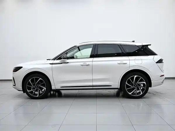 Lincoln Corsair 2024
