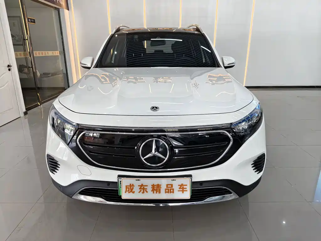 Mercedes-Benz EQB 2023