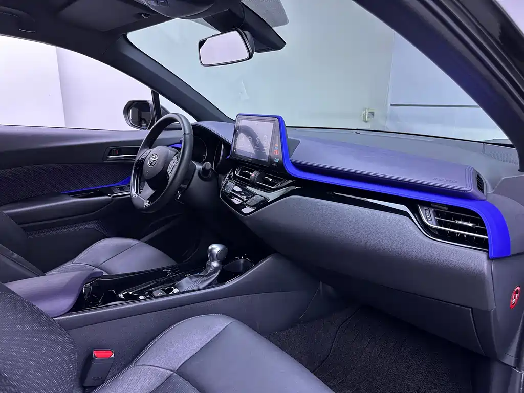 Toyota IZOA 2019 — фото 11
