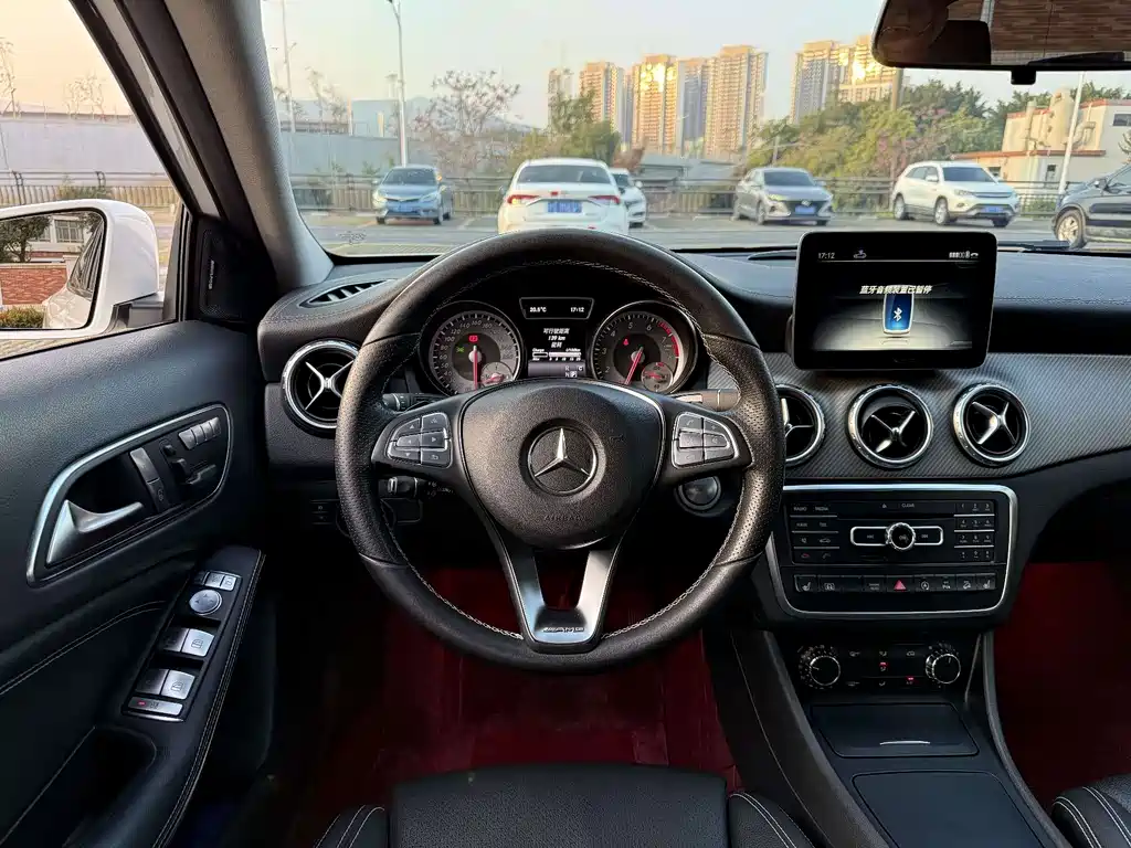 Mercedes-Benz GLA 2017 — фото 14
