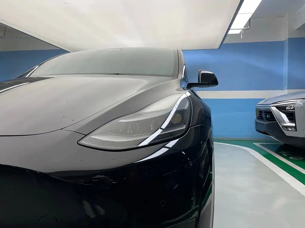 Tesla Model Y 2022 — фото 3