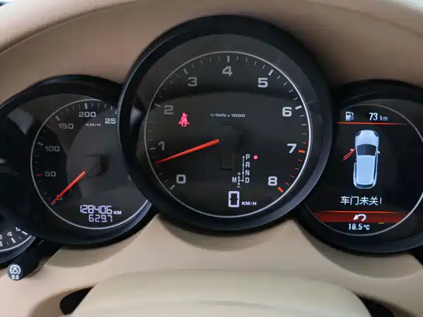 Porsche Cayenne 2011