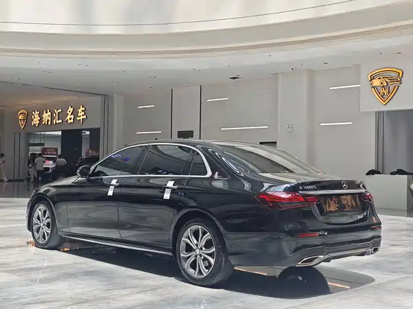 Mercedes-Benz E-Class 2023
