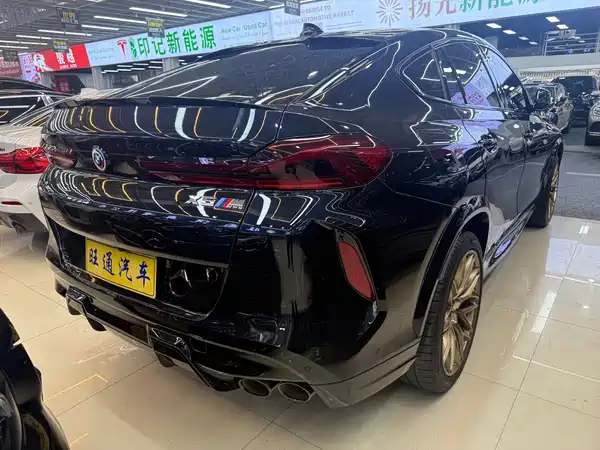 BMW X6 M 2022