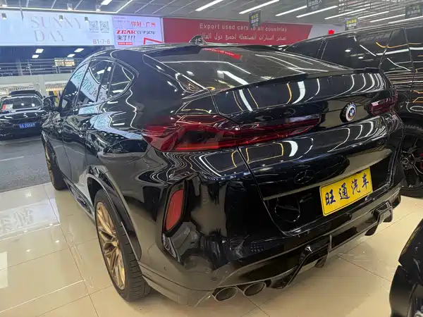 BMW X6 M 2022