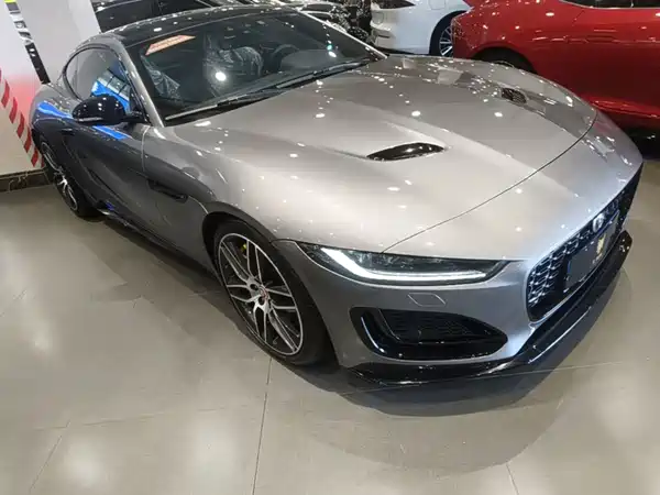 Jaguar F-TYPE 2020