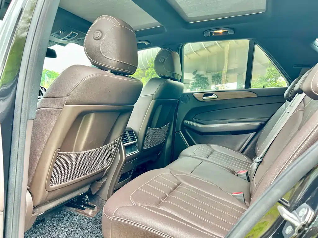Mercedes-Benz GLE 2018 — фото 16
