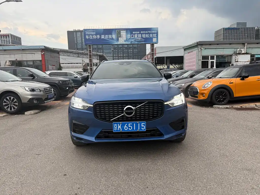 Volvo XC60 2021 — фото 2