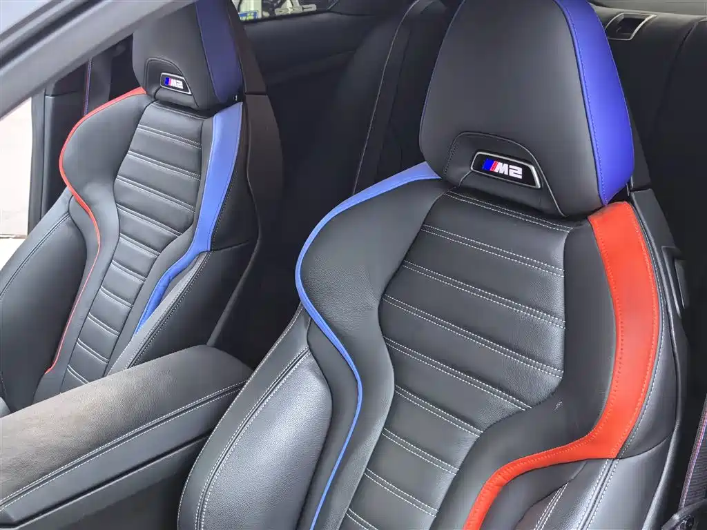 BMW M2 2023 — фото 8