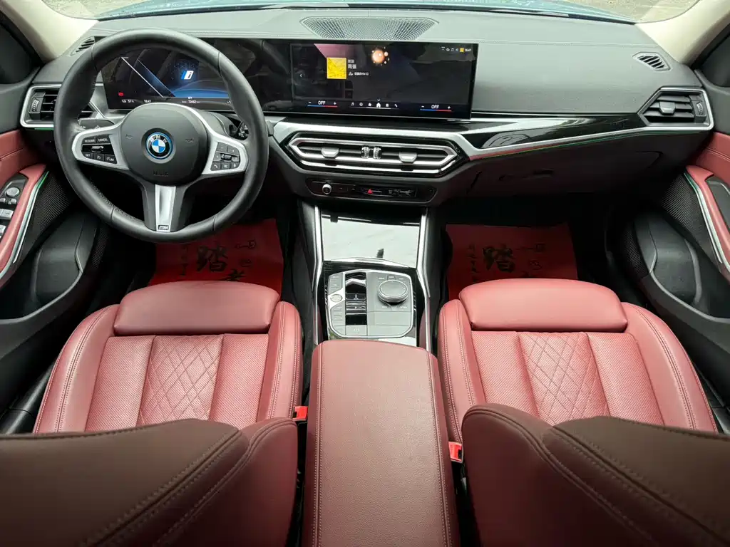 BMW i3 2024 — фото 5