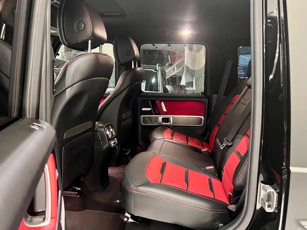 Mercedes-Benz G-Class AMG 2018 — фото 4