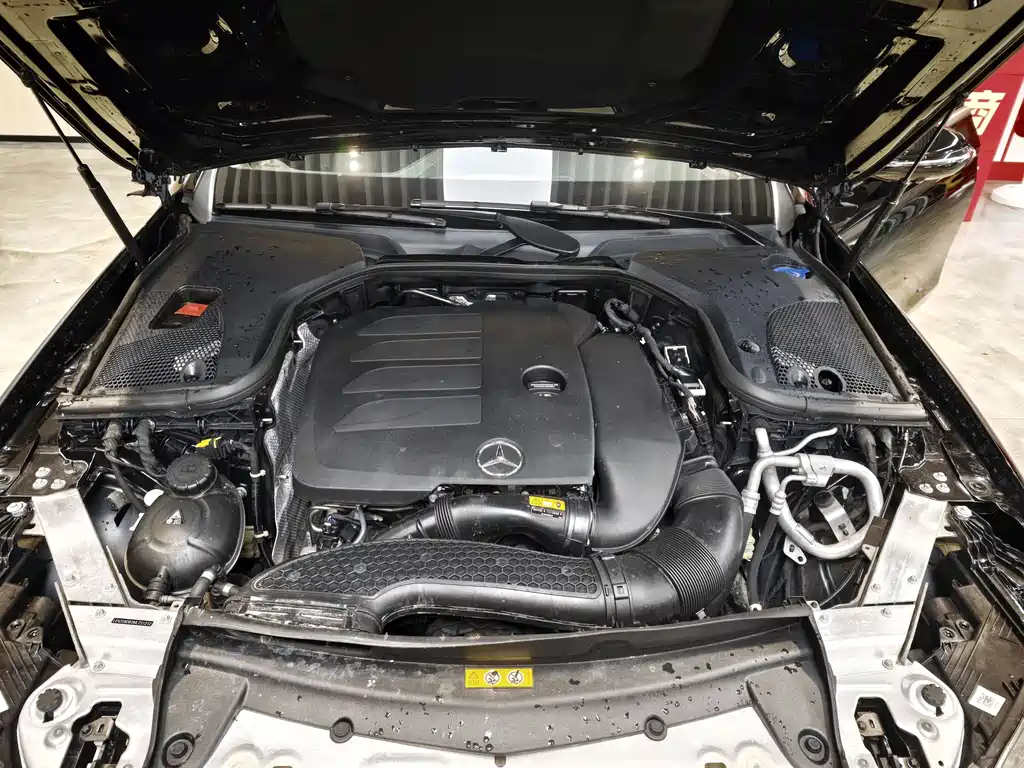 Mercedes-Benz E-Class 2021 — фото 23