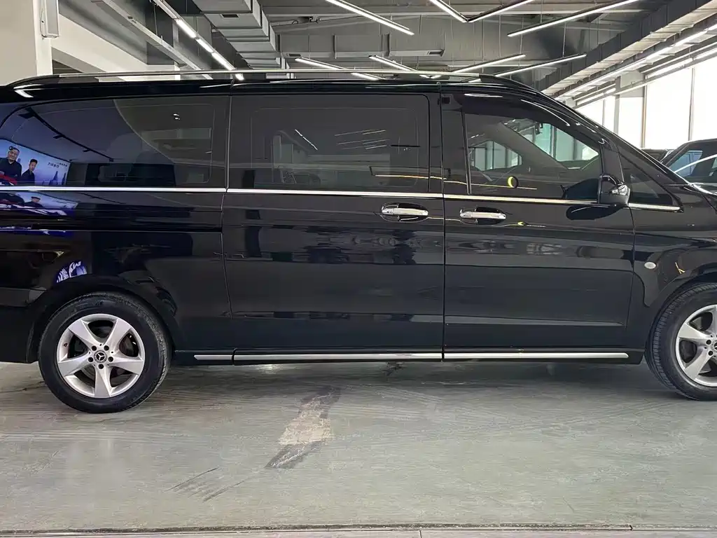 Mercedes-Benz Vito 2021 — фото 4