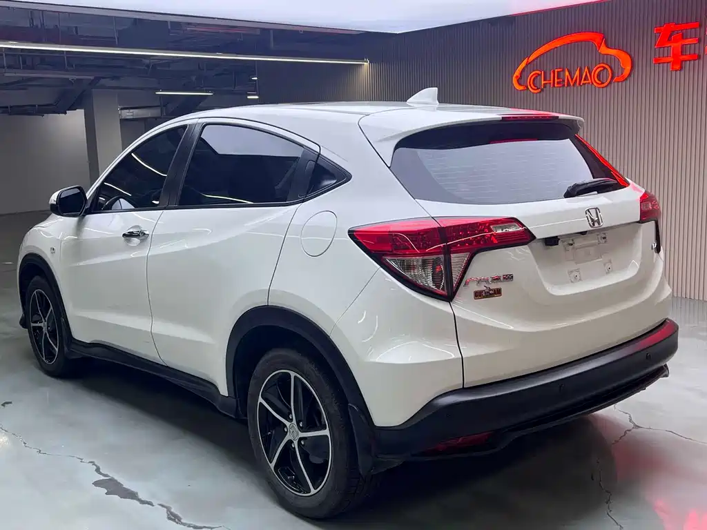 Honda Vezel 2022 — фото 5
