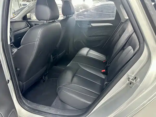 Roewe i6 New Energy 2018