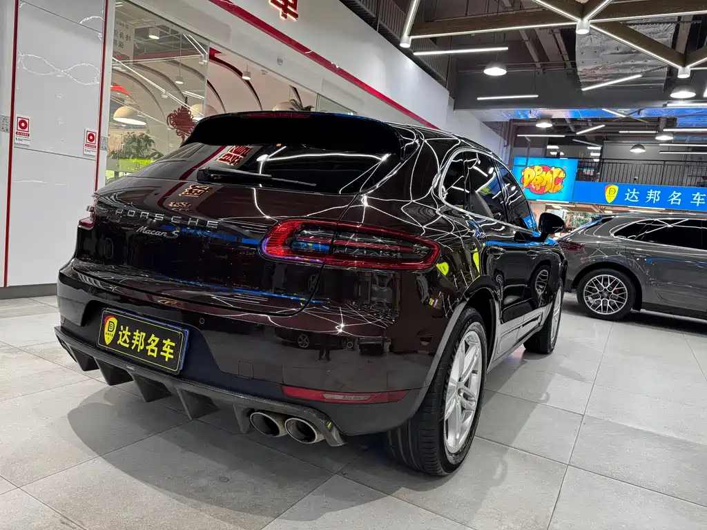 Porsche Macan 2016 — фото 16