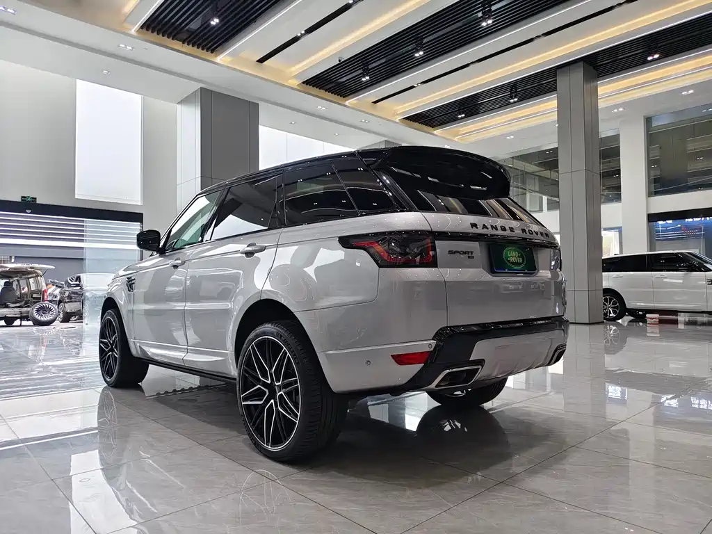 Land Rover Sport 2022 — фото 18