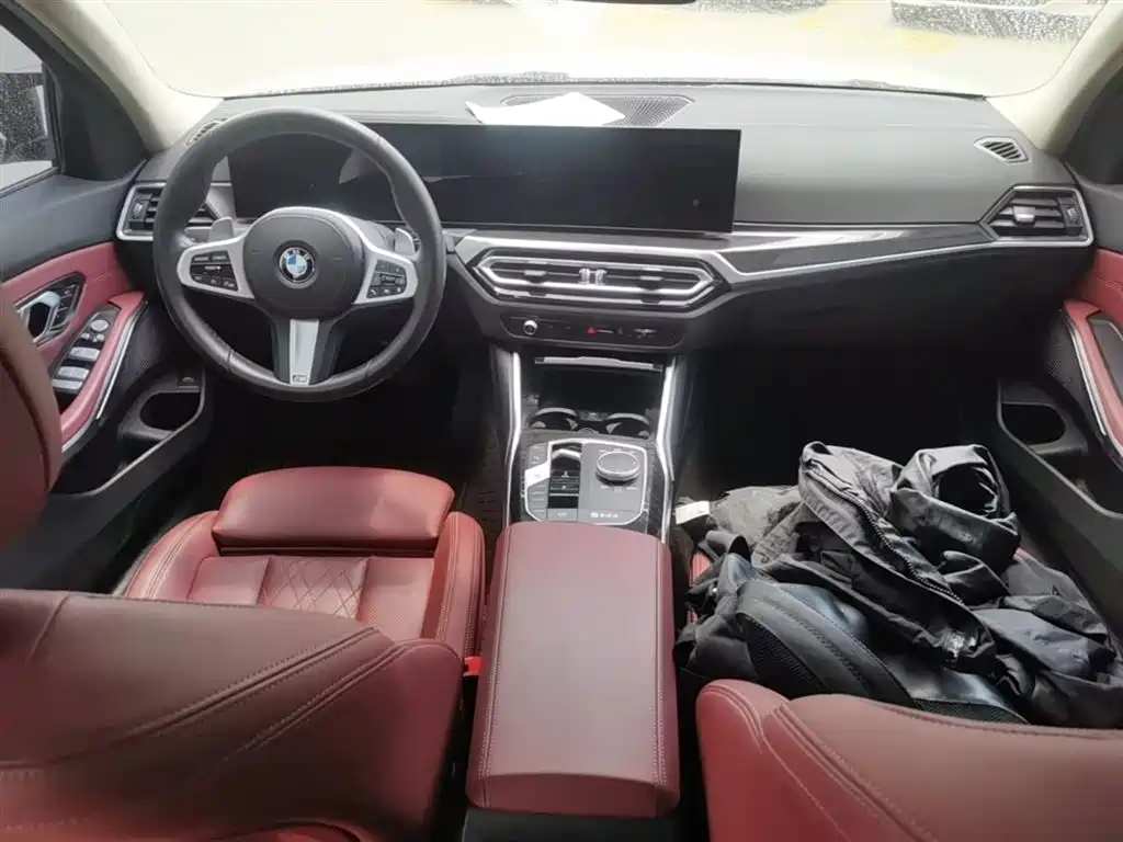 BMW 3 Series 2023 — фото 16