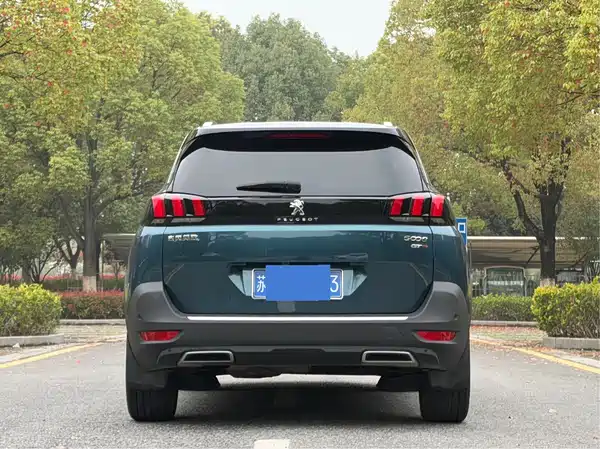 Peugeot 5008 2017