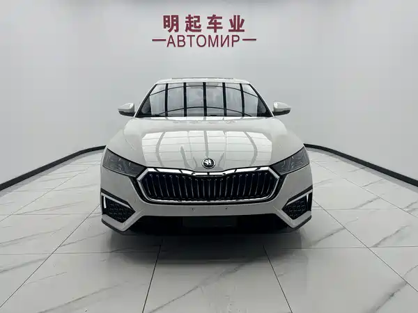 Skoda Octavia 2023