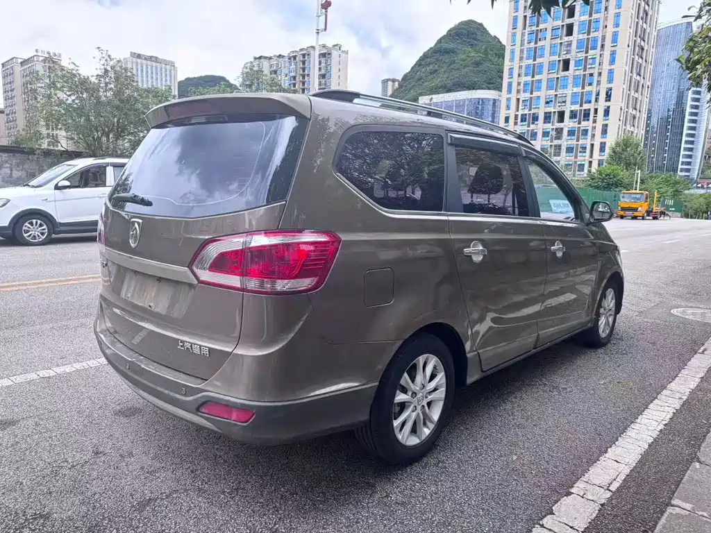 Baojun 730 2014
