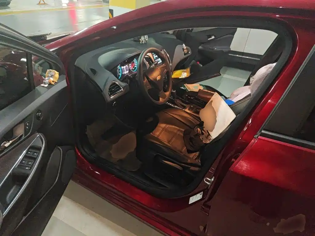 Chevrolet Cruze 2018 — фото 13