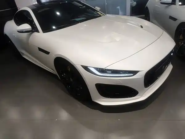 Jaguar F-TYPE 2024