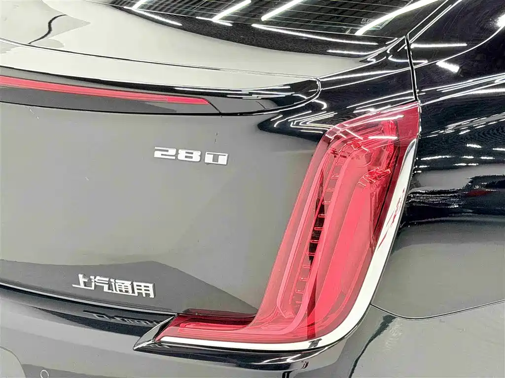 Cadillac XTS 2018 — фото 16