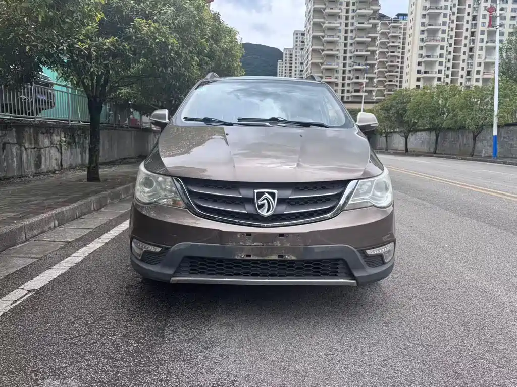 Baojun 730 2014