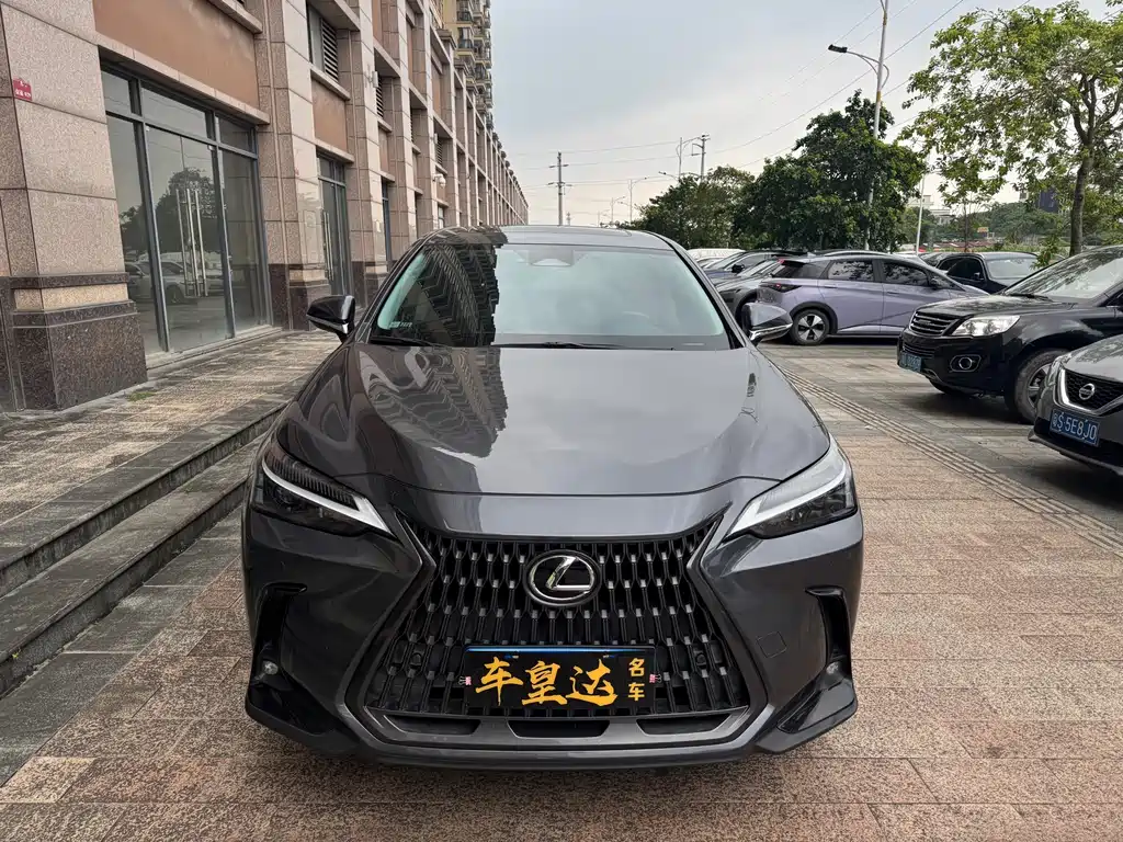 Lexus NX 2022 — фото 3