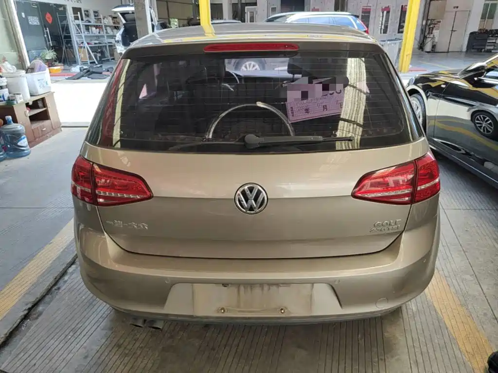 Volkswagen Golf 2016