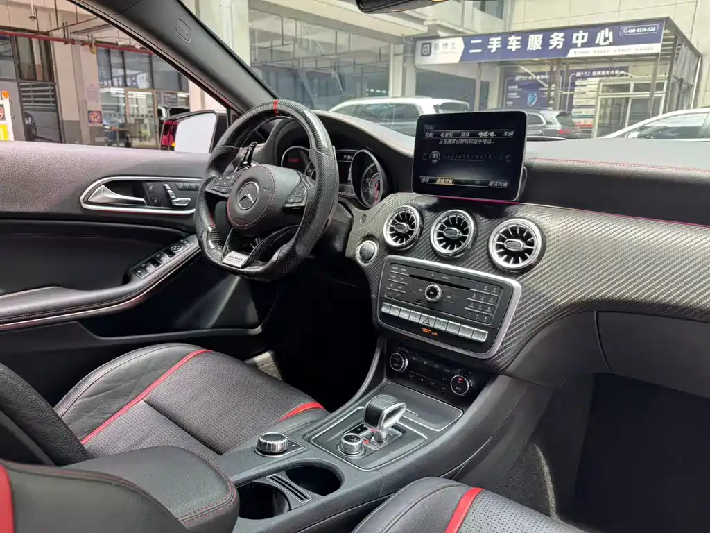 Mercedes-Benz A-Class AMG 2017 — фото 10
