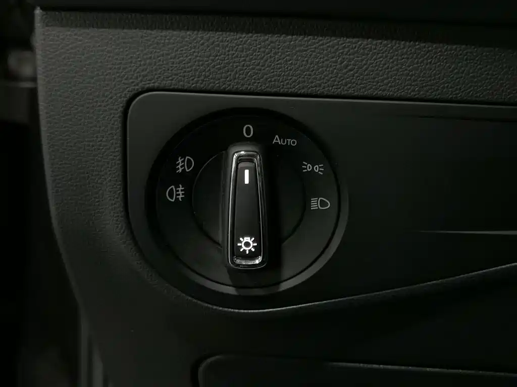 Volkswagen Tiguan L 2019 — фото 21