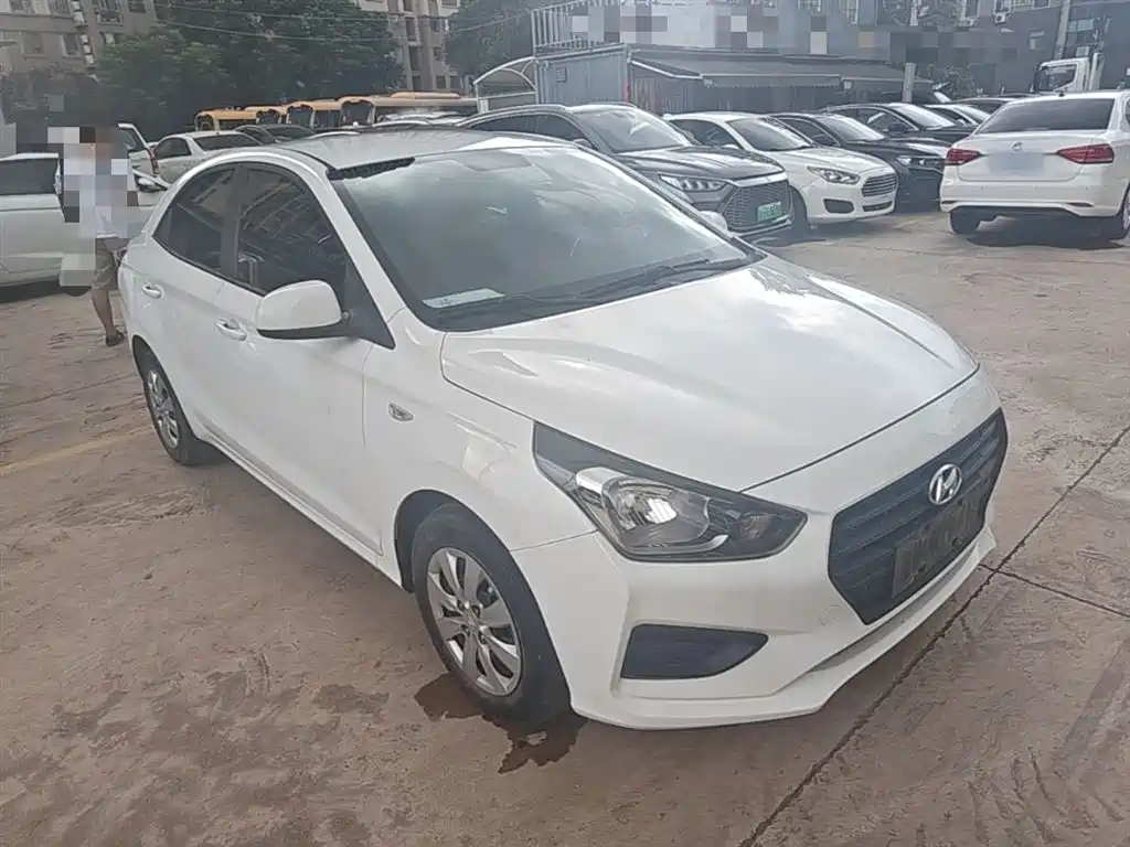 Hyundai Accent 2020 — фото 22