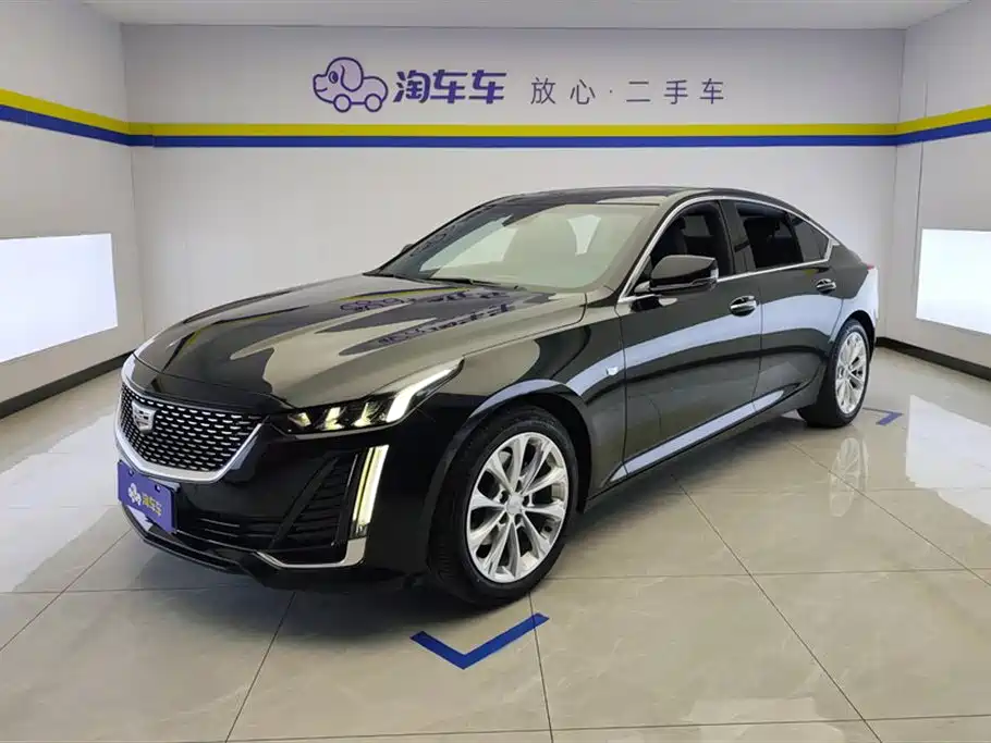 Cadillac CT5 2022 — фото 1