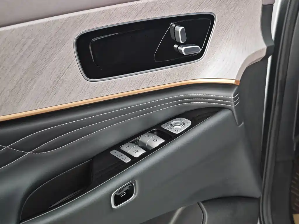 Chery Tiggo 9 C-DM 2024 — фото 23