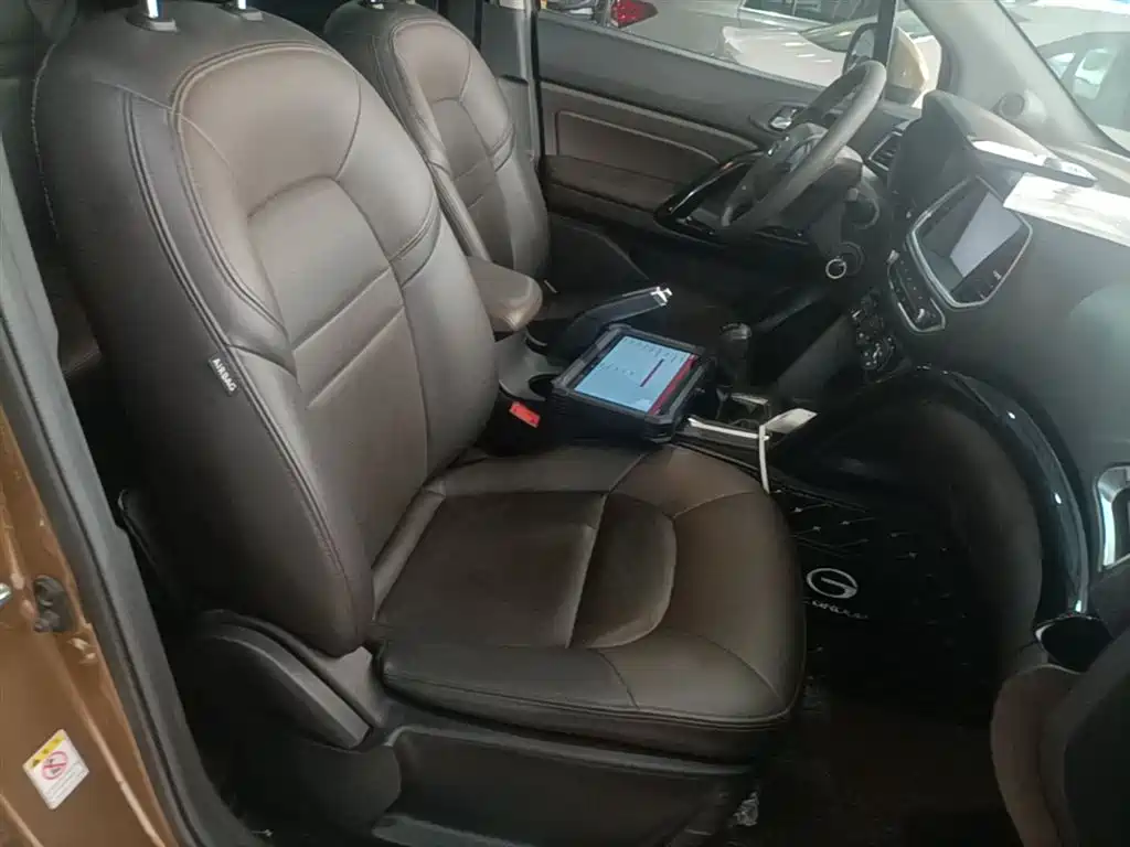 GAC Motor Trumpchi GS4 2015 — фото 25
