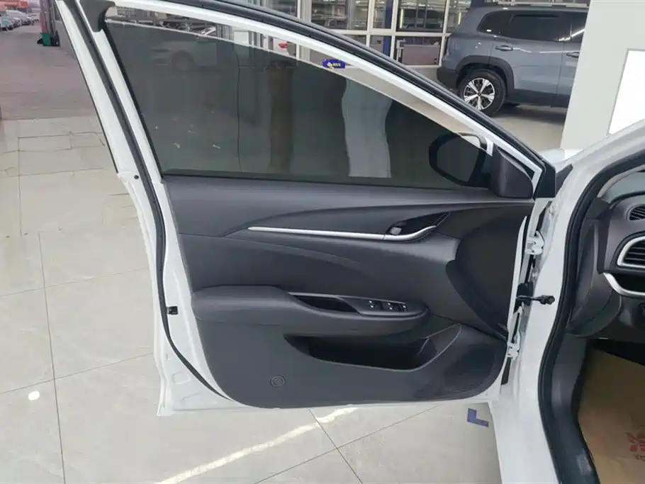Buick Excelle 2021