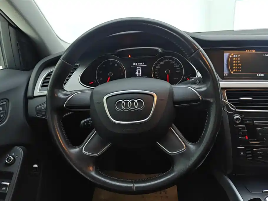 Audi A4L 2016 — фото 15