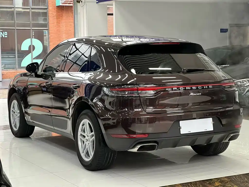 Porsche Macan 2020 — фото 3