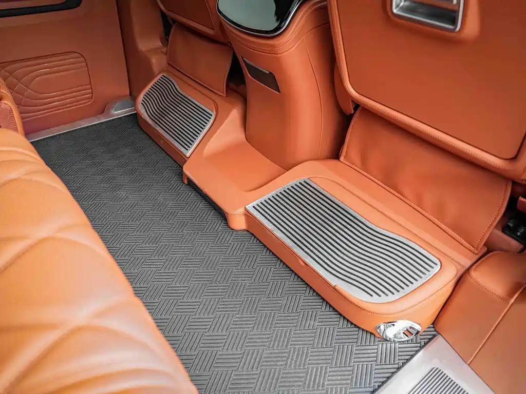 Mercedes-Benz Vito 2026 — фото 12