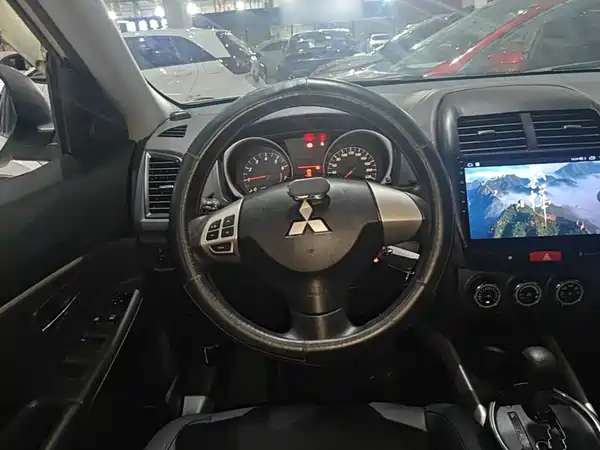 Mitsubishi Jinxuan ASX 2015
