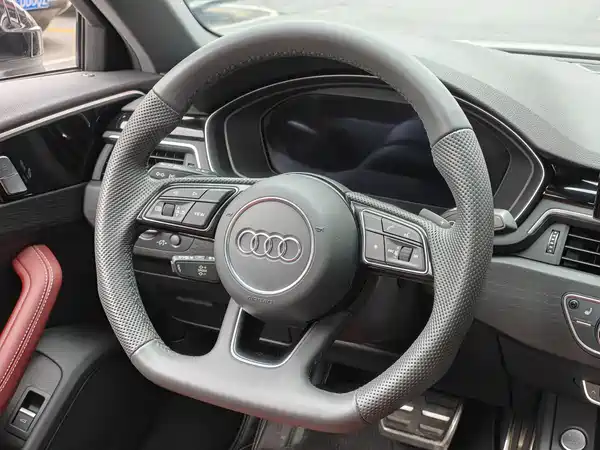 Audi A4L 2024